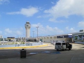 Llegan a la Isla el grupo de puertorriqueños que perdió vuelo de conexión en el Aeropuerto de Madrid