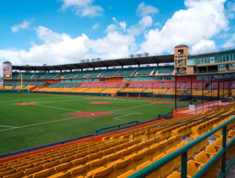 Gobierno permite hasta 1,200 fanáticos en juegos de la Liga de Béisbol Profesional de Puerto Rico
