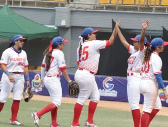 Puerto Rico sigue invicto y clasifica al Mundial de béisbol femenino