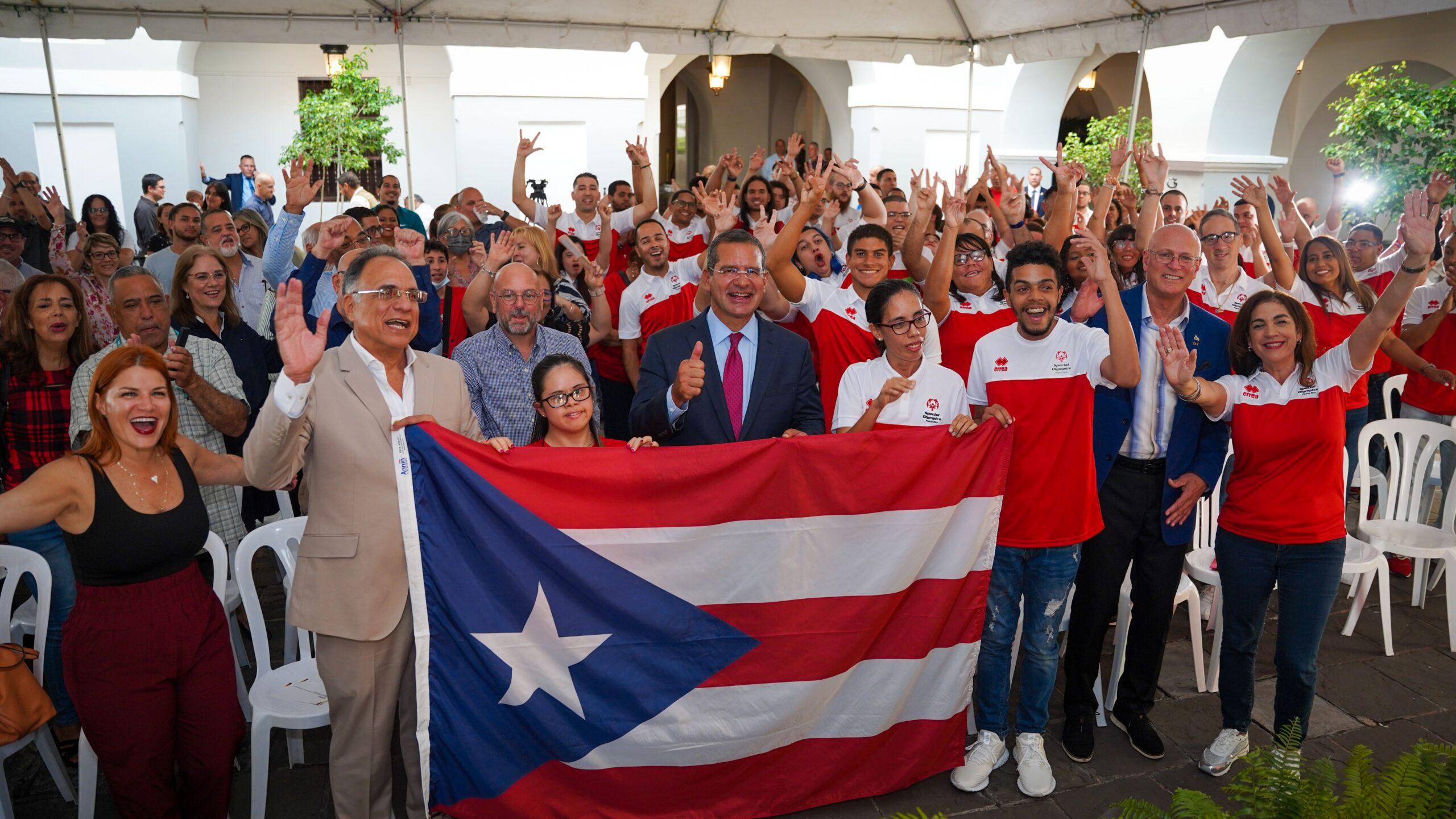 Gobernador abandera delegación puertorriqueña para Olimpiadas Especiales