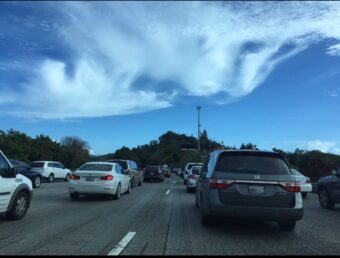 Cierran carril derecho en la PR-52 en Salinas por accidente con camión