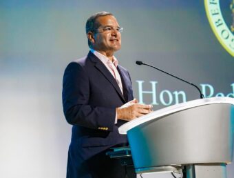 Gobernador destaca crecimiento económico de Puerto Rico en Convención Global
