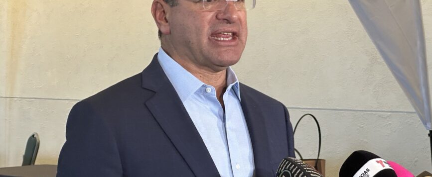 Gobernador anuncia aprobación de nómina millonaria de reintegros